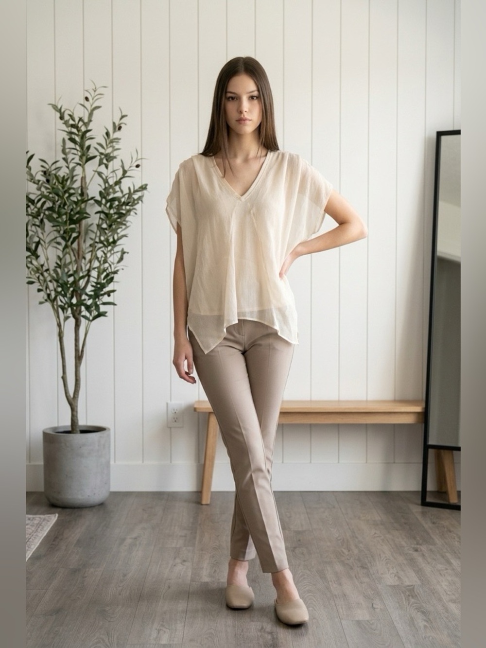 R89-Metropark Sheer lined V-Neck Blouse in Cream